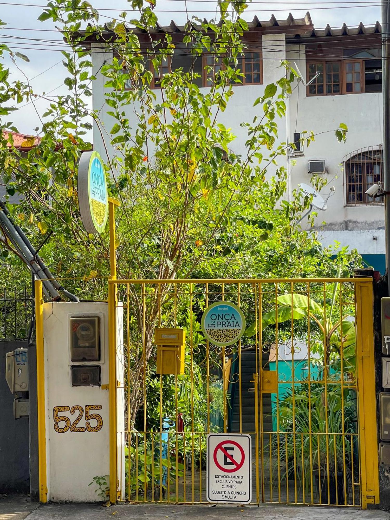 Onca Da Praia Hostel วิตอเรีย ภายนอก รูปภาพ