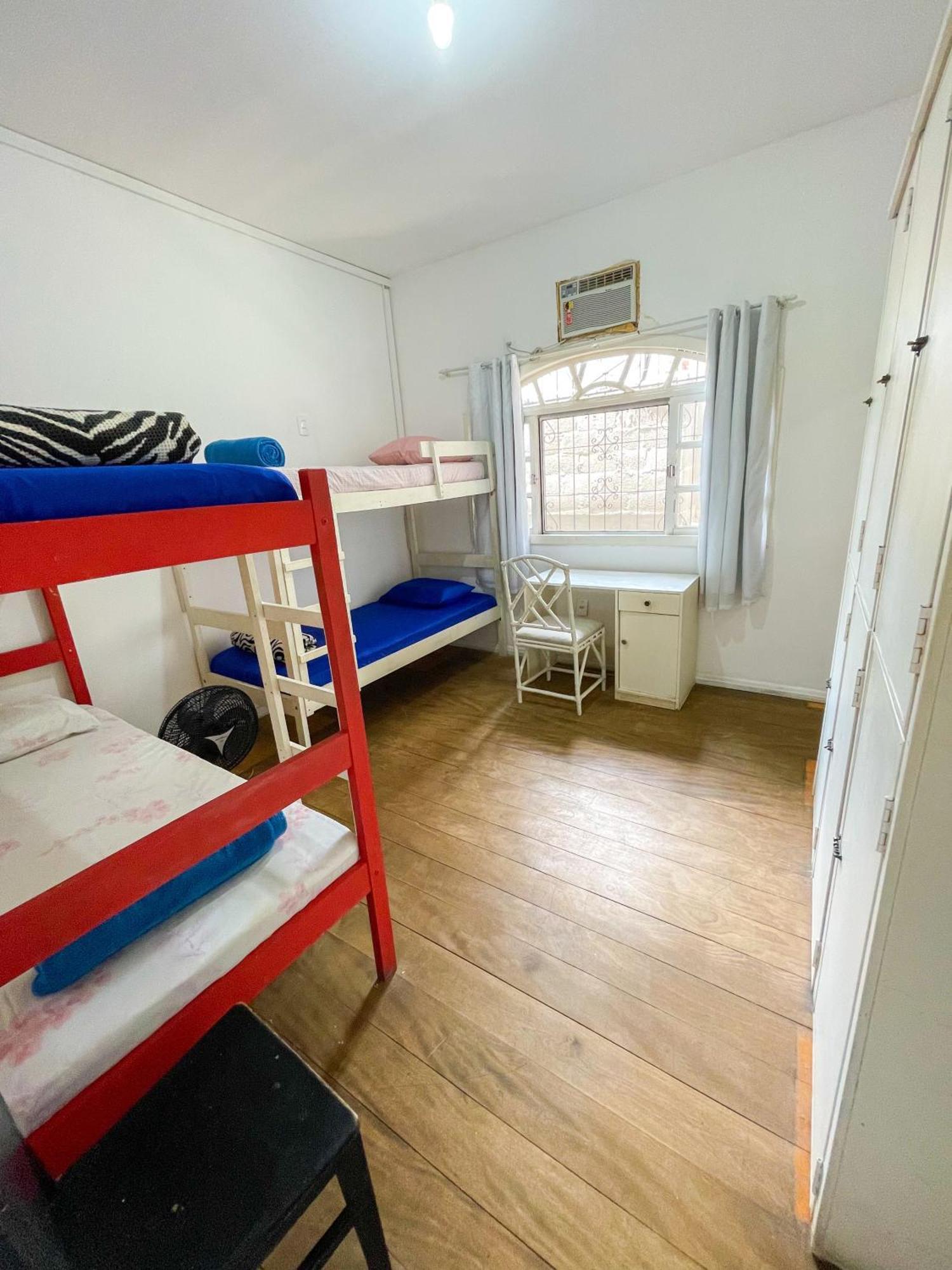 Onca Da Praia Hostel วิตอเรีย ภายนอก รูปภาพ