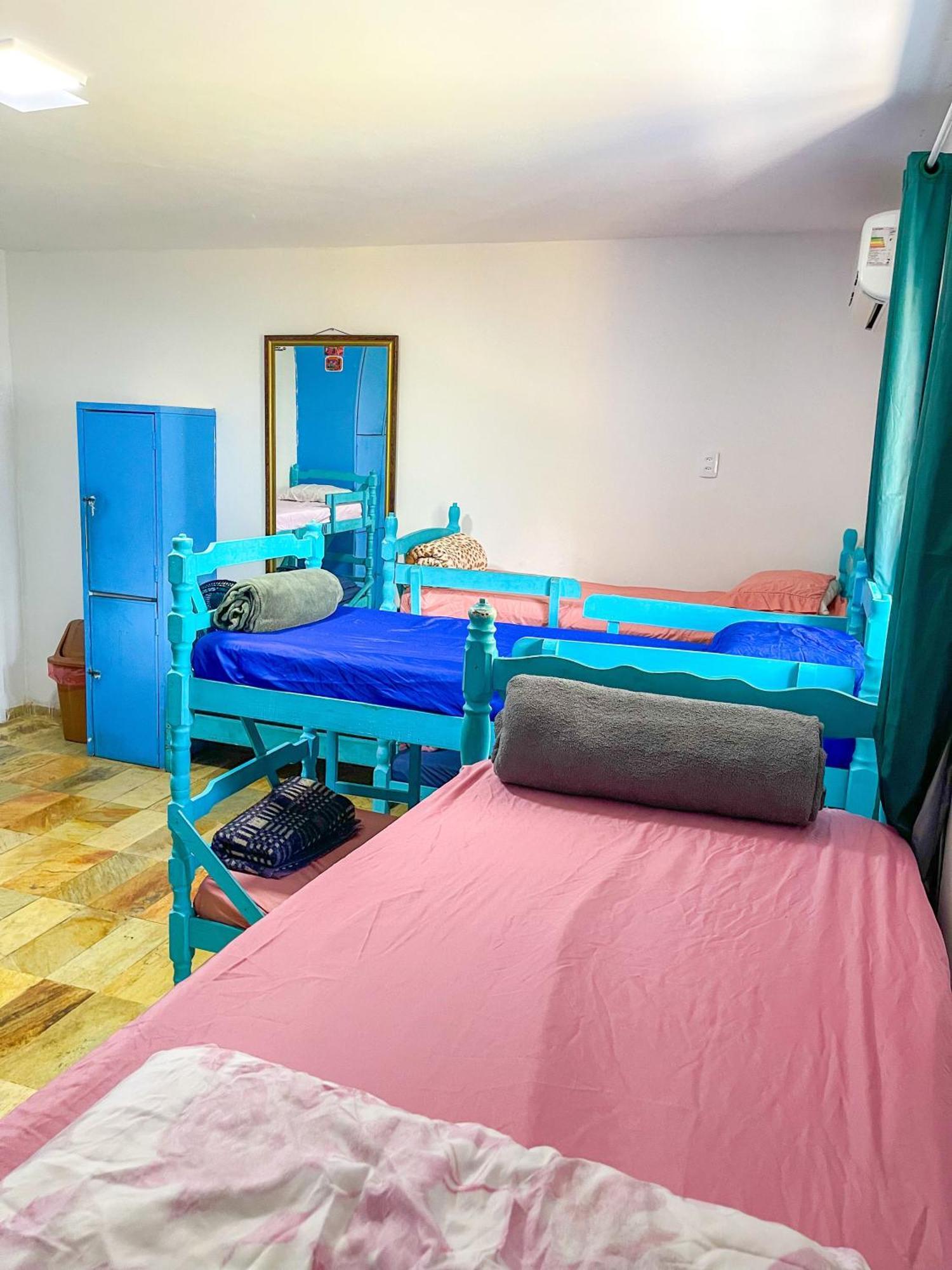 Onca Da Praia Hostel วิตอเรีย ภายนอก รูปภาพ