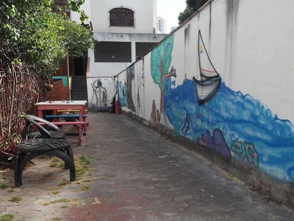 Onca Da Praia Hostel วิตอเรีย ภายนอก รูปภาพ